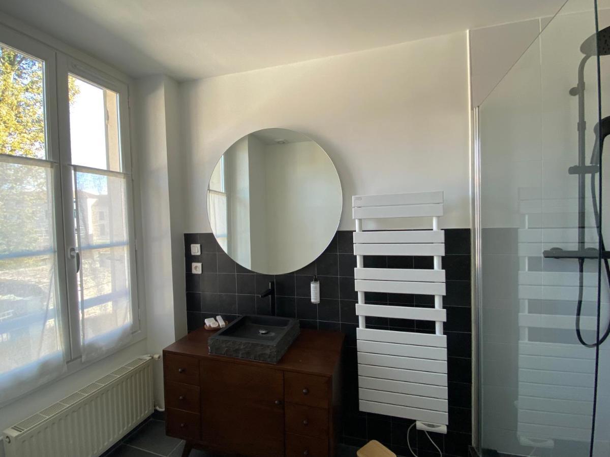 La Thebauderie Hotell Montfort-lʼAmaury Exteriör bild