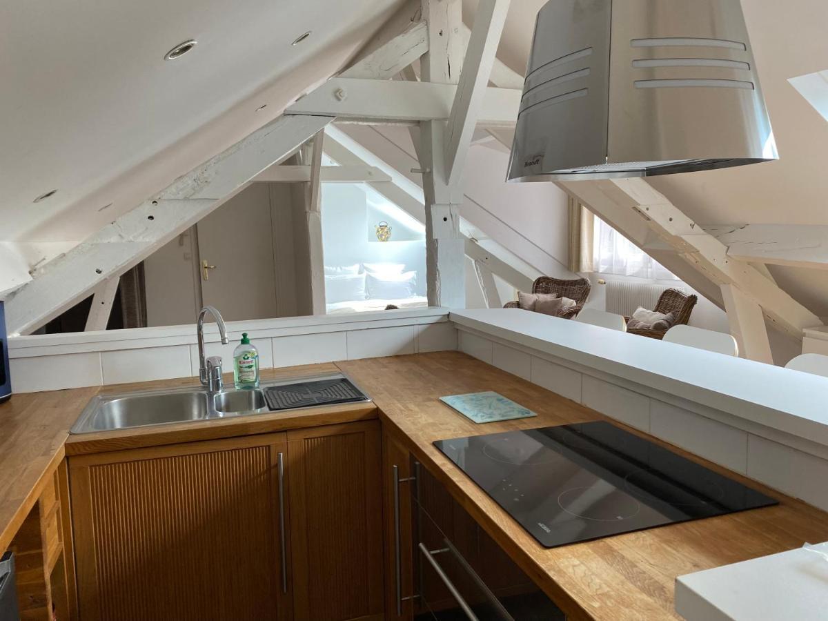 La Thebauderie Hotell Montfort-lʼAmaury Exteriör bild