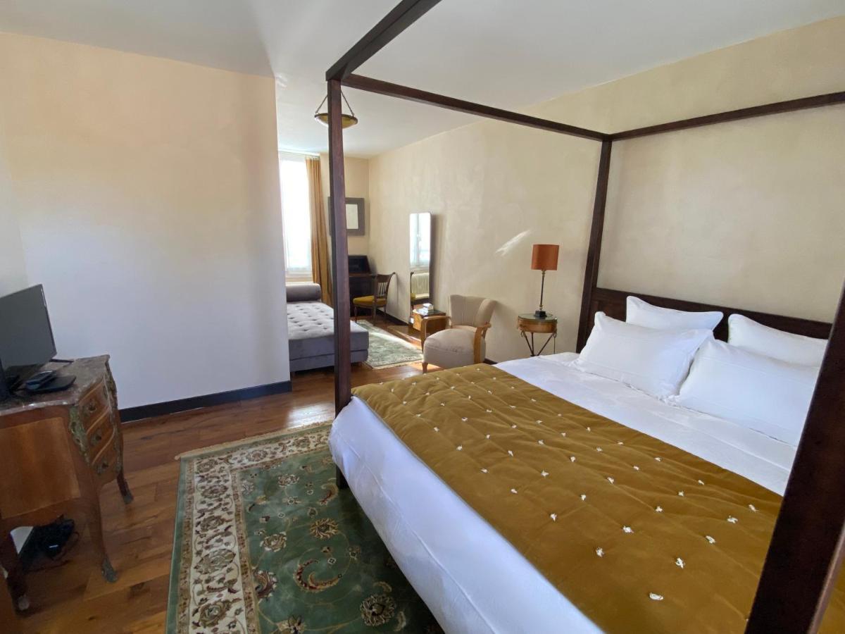 La Thebauderie Hotell Montfort-lʼAmaury Exteriör bild