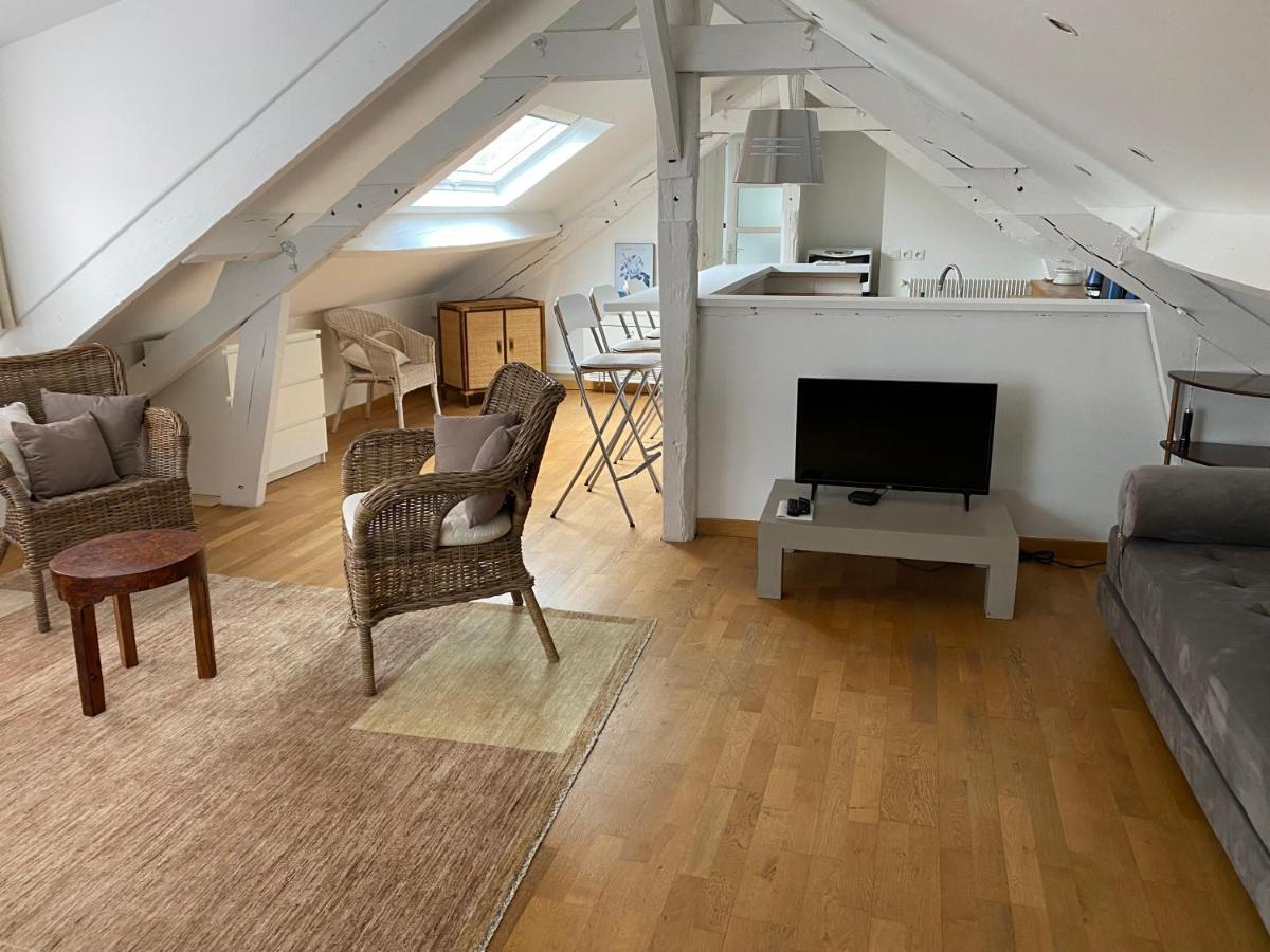 La Thebauderie Hotell Montfort-lʼAmaury Exteriör bild